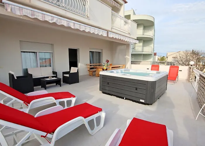 Slavko Apartment *