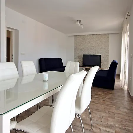 Apartment Slavko *